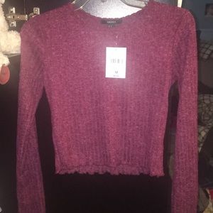 Long sleeve knit top